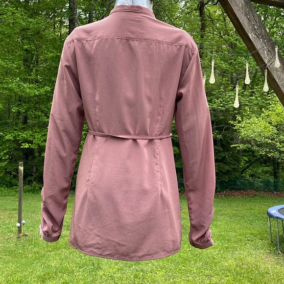 Cute Loose Polyester Top by GapMaternity - Picture 3 of 11